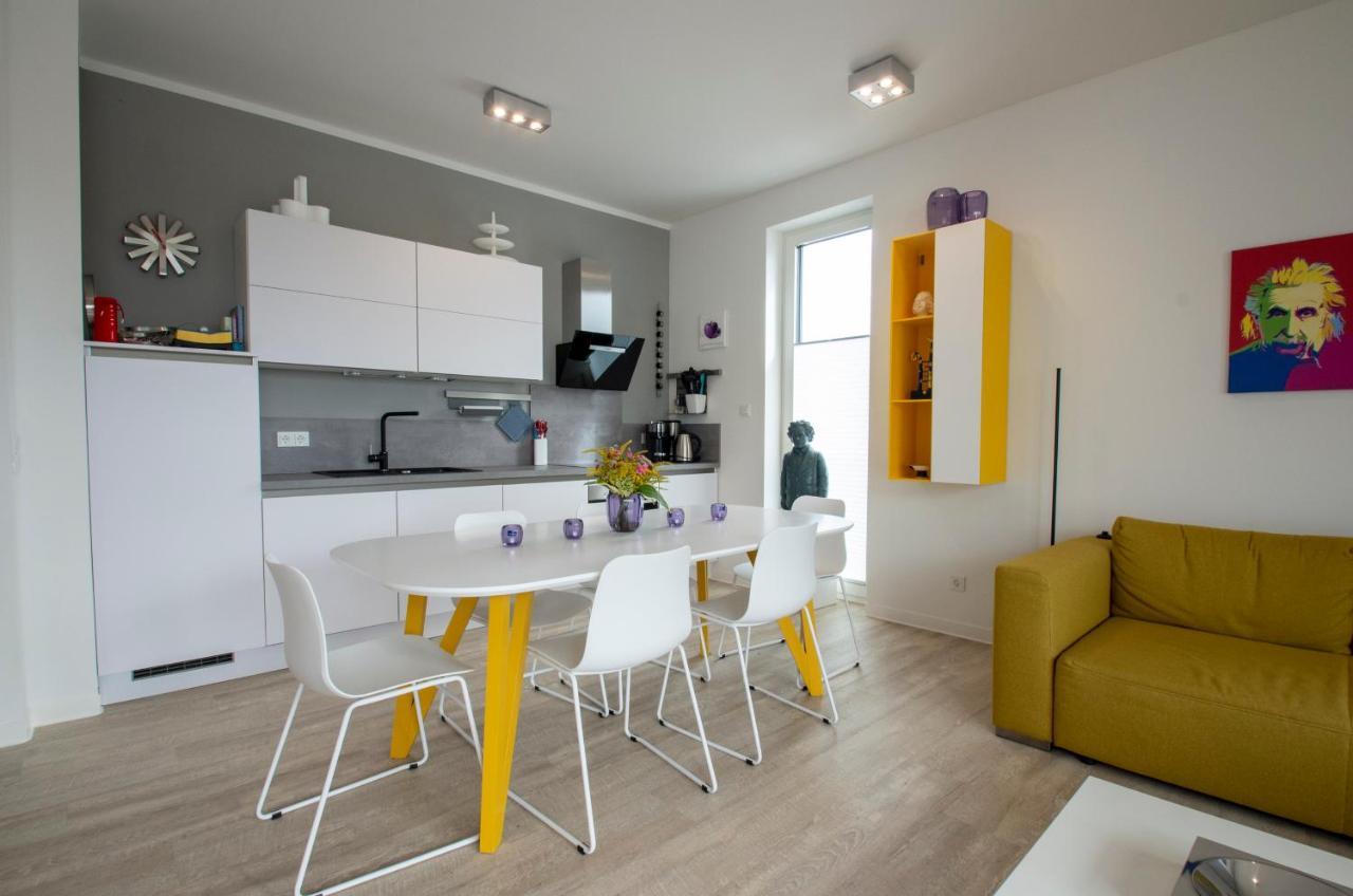Albert-Inn-Glowe - Barrierefrei & 3 Schlafzimmer & Coworking & Strandkorb-Saisonal & Sauna Im Haus & Fahrraeder Экстерьер фото